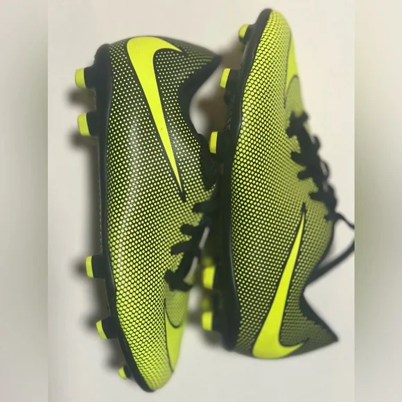 Kids Nike Bright Yellow and Black Soccer Cleats - Picture 2 of 6